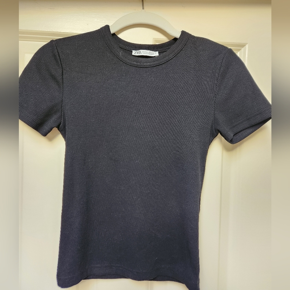 Zara Black Ribbed Tee, Size S